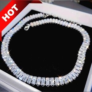 925 Silver Fashionable And Solid Tennis Necklace High Quality Sparkling stone.